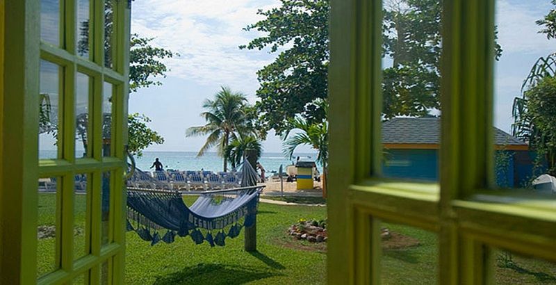 Grand Pineapple Beach Negril Hotel Екстериор снимка