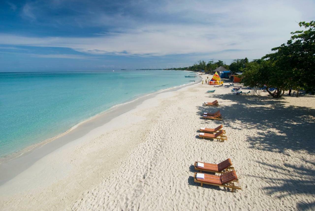 Grand Pineapple Beach Negril Hotel Екстериор снимка